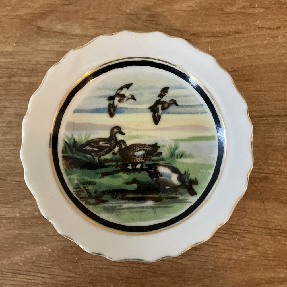 Vintage SS Kresge - Duck and Bird Miniature Plate w/Gilded Edges 3 3/4" Diameter